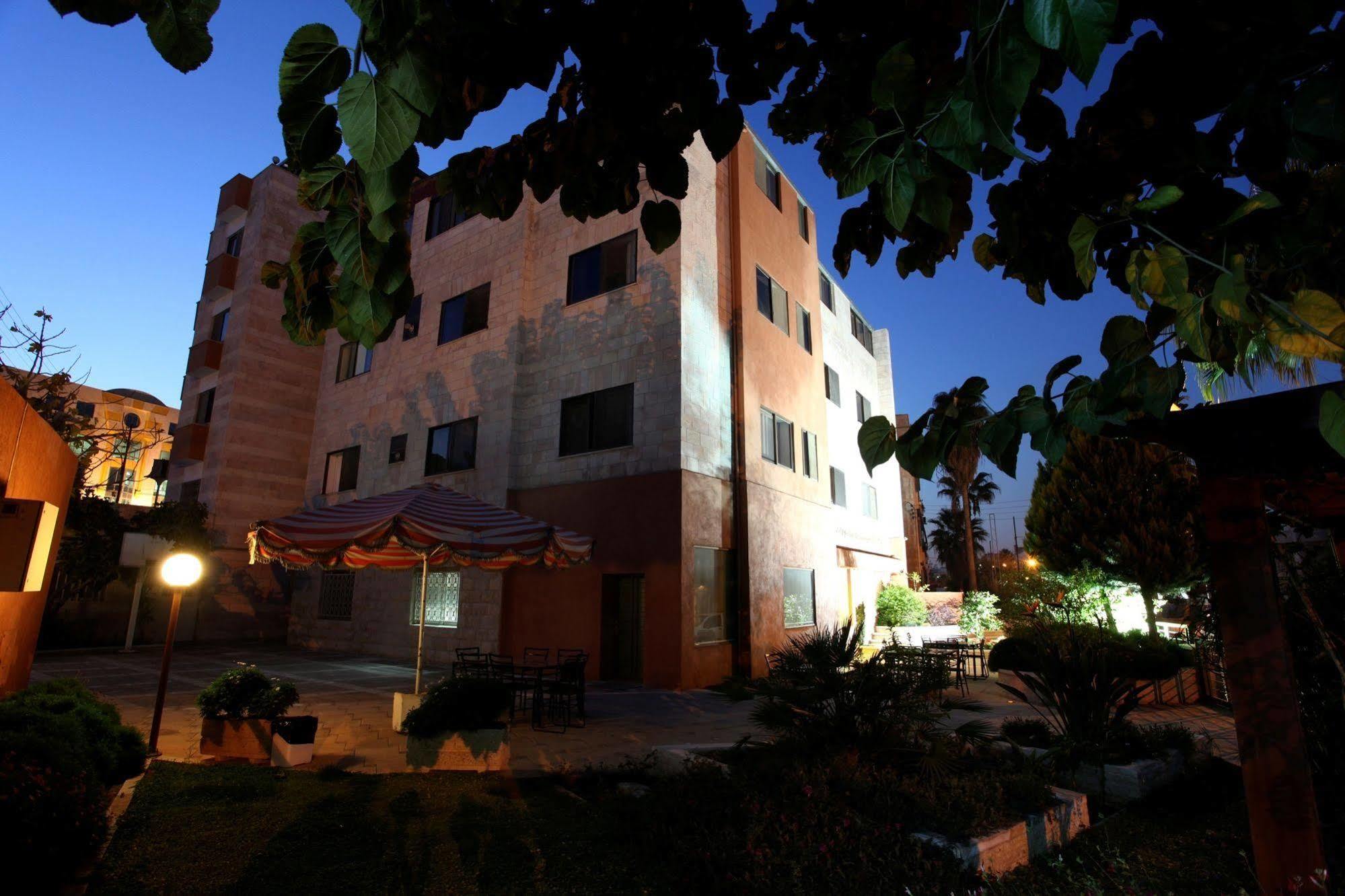 Barakat Hotel Apartments Amman Luaran gambar